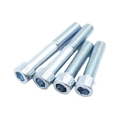 DIN912 šesterokutni vijak